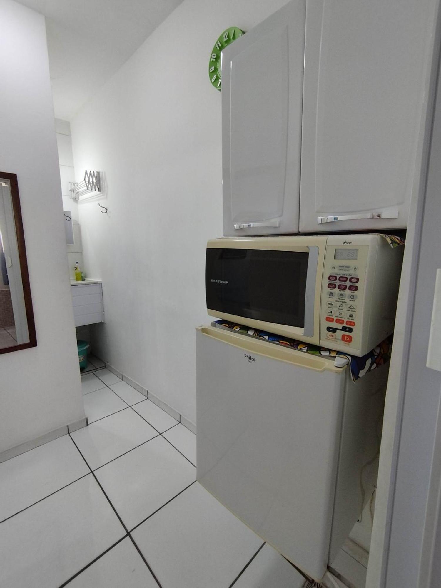 Apto 2 Este tem Ar Cond Frigobar Microondas Todo seu Não divide com ninguém Centro Praia da Costa Vila Velha  Exterior foto